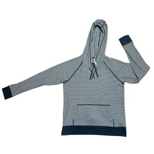 Kuhl Women’s M Blue Striped Stria Pullover Hoody